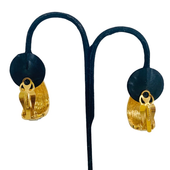 Vintage ST JOHN gold crystal enamel designer runway clip on earrings - Picture 6 of 8